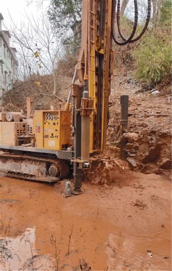 深水井